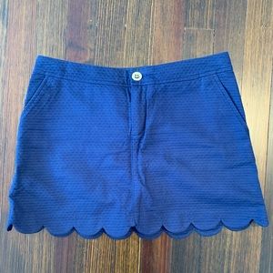 LIKE NEW Lily Pulitzer Navy Skort Sz 2 **END OF SUMMER SALE**